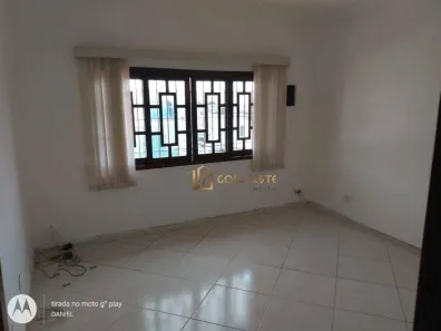 Sobrado com 3 Quartos à venda, 150m² no Jardim Fernandes, São Paulo