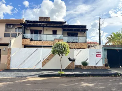 Casa com 4 Quartos à venda, 330m² no Jardim Tarumã, Londrina