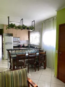 Casa com 4 Quartos à venda, 236m² no Piraporinha, Diadema