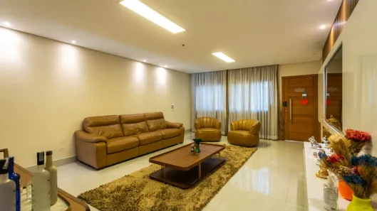 Sobrado com 3 Quartos para venda ou aluguel, 185m² no Chácara Inglesa (Zona Norte), São Paulo