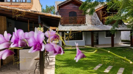 Casa de Condomínio com 6 Quartos para alugar, 220m² no Vargem Pequena, Rio de Janeiro