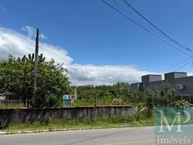 Lote/Terreno à venda, 897m² no Centro, Penha