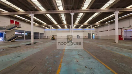 Galpão/Depósito/Armazém para alugar, 3600m² no Piraporinha, Diadema