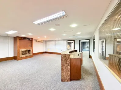 Sala Comercial para alugar, 772m² no Centro Histórico, Porto Alegre