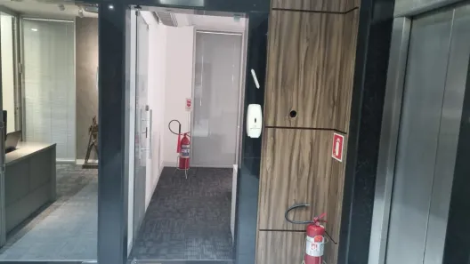 Sala Comercial para venda ou aluguel, 100m² no Itaim Bibi, São Paulo