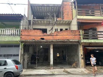 Sobrado com 5 Quartos à venda, 400m² no Santa Maria, Osasco