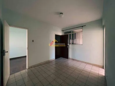 Apartamento com 3 Quartos para alugar, 91m² no Ipiranga, Divinópolis