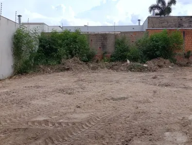 Lote/Terreno à venda, 720m² no Santa Cruz, Cuiabá