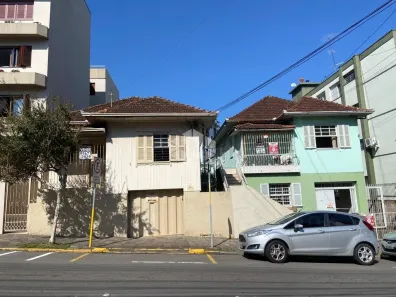 Lote/Terreno à venda, 226m² no Exposição, Caxias do Sul