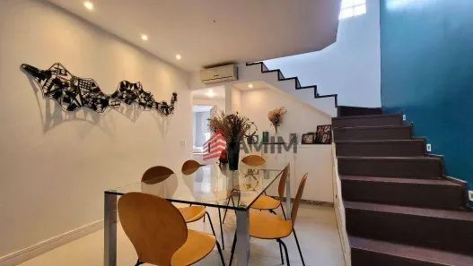 Casa com 4 Quartos à venda, 290m² no Itaipu, Niterói
