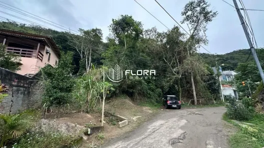 Lote/Terreno à venda, 399m² no Piratininga, Niterói