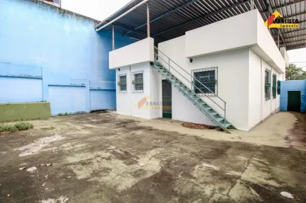 Casa com 5 Quartos à venda, 101m² no Centro, Divinópolis