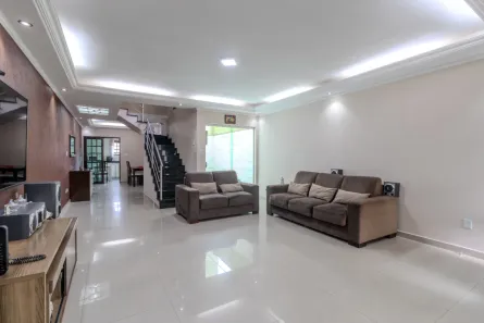 Sobrado com 4 Quartos à venda, 125m² no Jardim Itapoan, Santo André