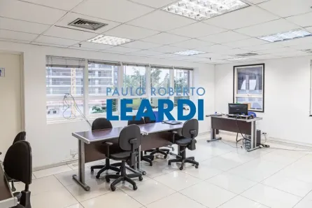 Ponto Comercial à venda, 235m² no Vila Olímpia, São Paulo