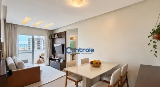 Apartamento com 2 Quartos à venda, 57m² no Barreiros, São José