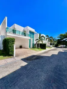 Casa com 4 Quartos à venda, 225m² no José de Alencar, Fortaleza