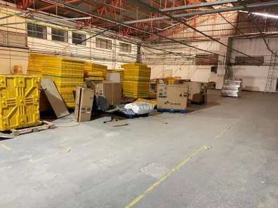Prédio Comercial para alugar, 2700m² no Cambuci, São Paulo