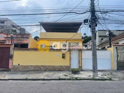 Casa com 3 Quartos à venda, 123m² no Praça Seca, Rio de Janeiro