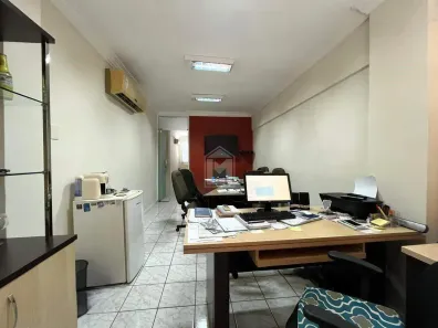 Sala Comercial para alugar, 42m² no Praia do Suá, Vitória