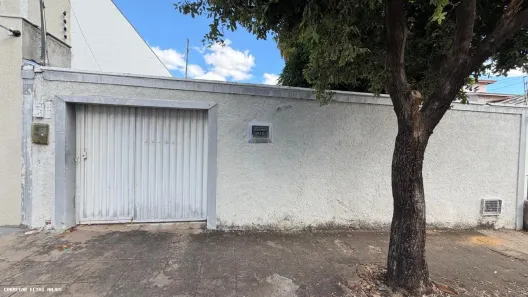 Casa com 2 Quartos à venda, 100m² no , Guanambi