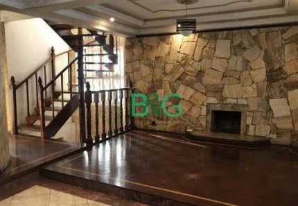 Sobrado com 3 Quartos à venda, 220m² no Granja Viana, Cotia