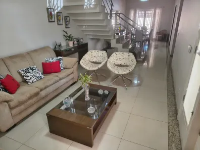 Sobrado com 3 Quartos à venda, 245m² no Jardim Califórnia, Ribeirão Preto