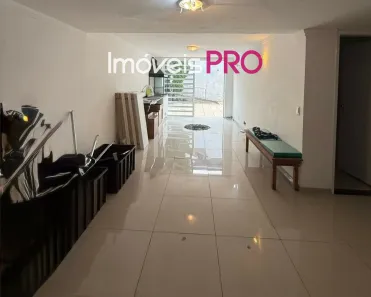 Casa com 3 Quartos à venda, 180m² no Campo Belo, São Paulo