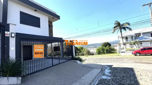Casa com 3 Quartos à venda, 113m² no Petrópolis, Novo Hamburgo