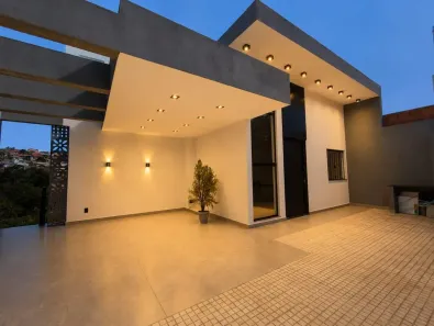Casa com 3 Quartos à venda, 188m² no São Pedro, Juiz de Fora