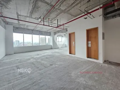 Sala Comercial para alugar, 107m² no Várzea de Baixo, São Paulo