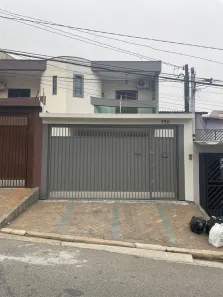 Sobrado com 4 Quartos à venda, 192m² no Vila Camilópolis, Santo André