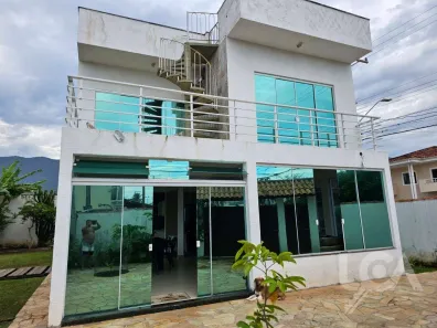 Casa de Condomínio com 4 Quartos à venda, 220m² no Portal do Patrimonium, Caraguatatuba