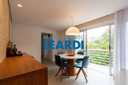 Apartamento com 2 Quartos à venda, 100m² no Vila Mariana, São Paulo