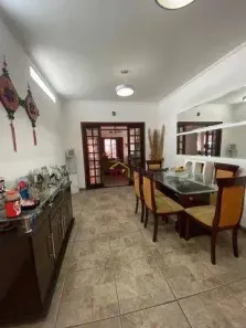 Sobrado com 3 Quartos à venda, 260m² no Jardim Califórnia, Taubaté