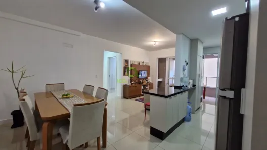 Apartamento com 2 Quartos à venda, 75m² no Barreiros, São José