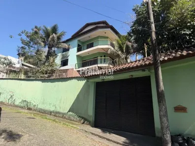 Casa com 4 Quartos à venda, 270m² no Morro dos Barbosas, São Vicente