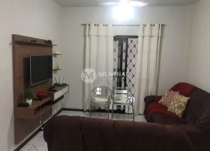 Apartamento com 2 Quartos para alugar, 70m² no Centro, Balneário Camboriú