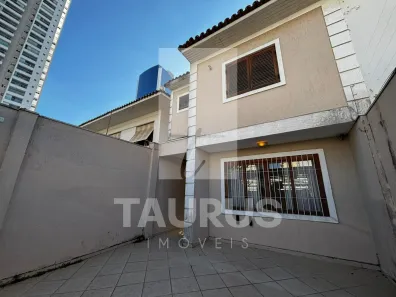 Sobrado com 2 Quartos para venda ou aluguel, 155m² no Cidade Monções, São Paulo