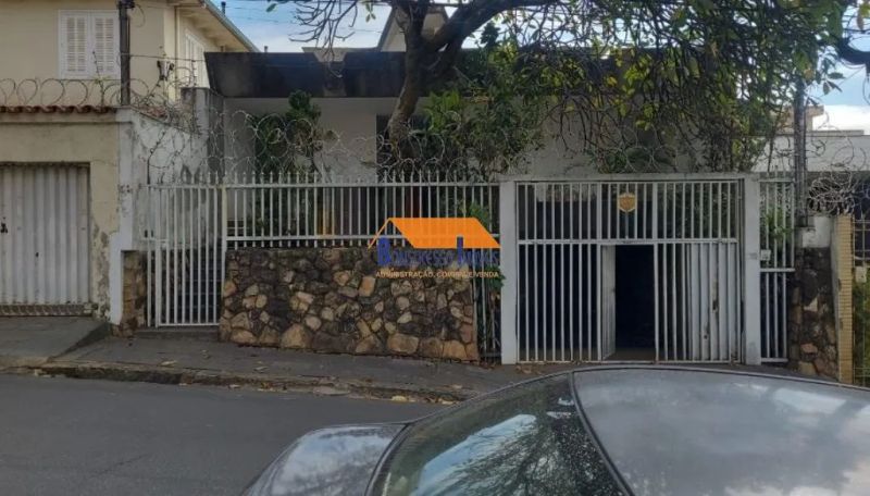 Casa com 5 quartos — Barroca, Belo Horizonte