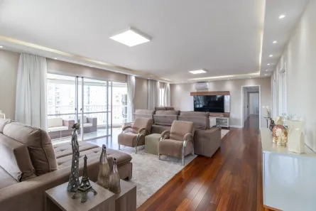Apartamento com 4 Quartos à venda, 247m² no Vila Sofia, São Paulo