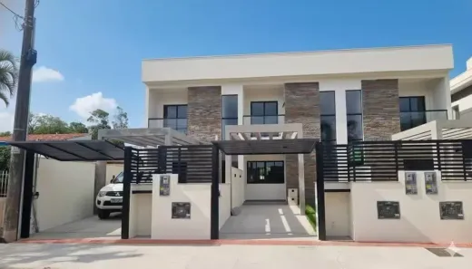 Sobrado com 3 Quartos à venda, 122m² no Campeche, Florianópolis