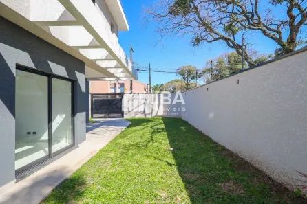Sobrado com 3 Quartos à venda, 177m² no Jardim Social, Curitiba