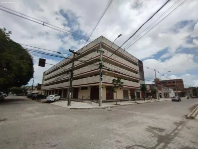 Apartamento com 3 Quartos para alugar, 167m² no Ellery, Fortaleza