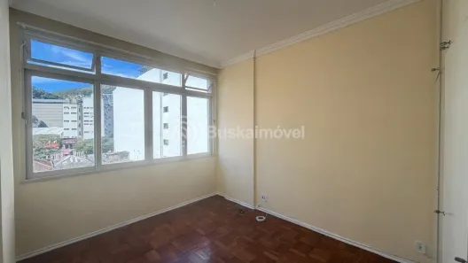Kitnet com 1 Quarto para alugar, 23m² no Centro, Petrópolis