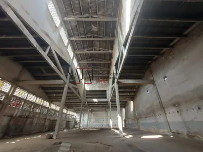Galpão/Depósito/Armazém à venda, 2450m² no São Cristóvão, Rio de Janeiro