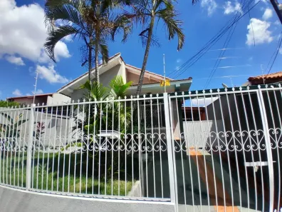 Casa com 3 Quartos para alugar, 80m² no Shangri-lá, Londrina