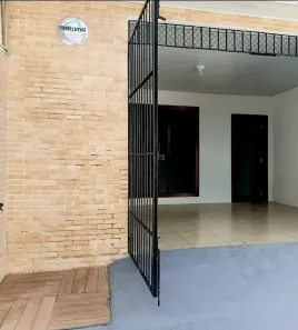 Casa com 2 Quartos para alugar, 200m² no Bengui, Belém