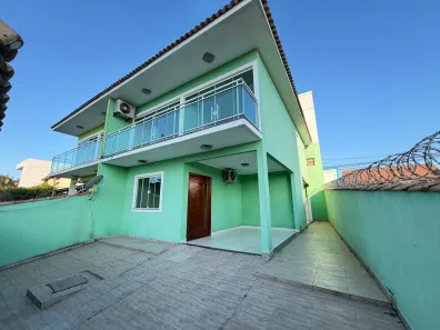 Casa com 3 Quartos à venda, 109m² no Centro, Araruama