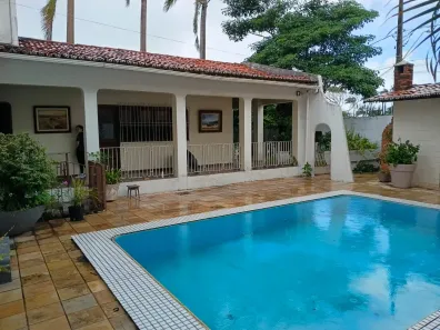 Casa com 3 Quartos à venda, 633m² no Calhau, São Luís