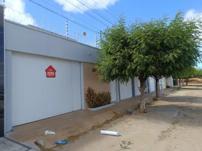 Casa com 2 Quartos para alugar, 150m² no Leandro Bezerra de Meneses, Juazeiro do Norte